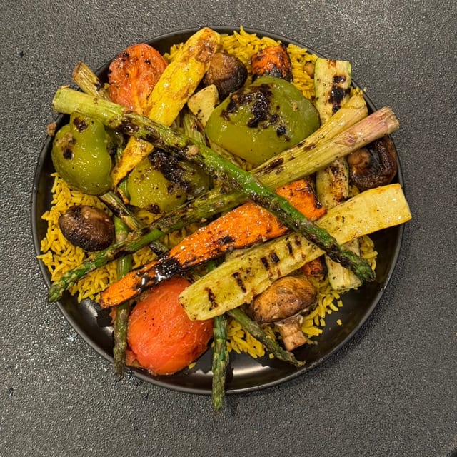 24 Veggie Kebab.