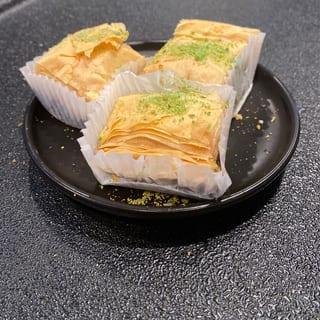 Baklava (Walnut)